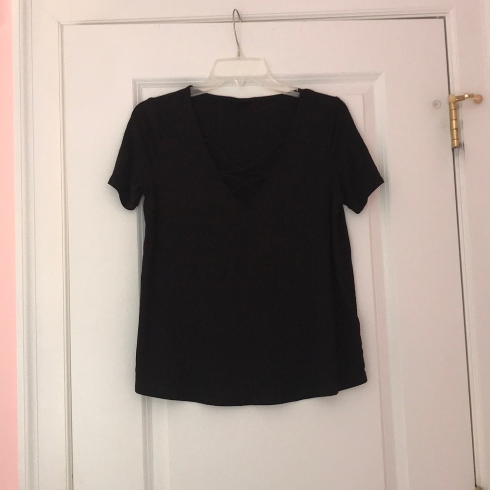 Black short-sleeve cross front